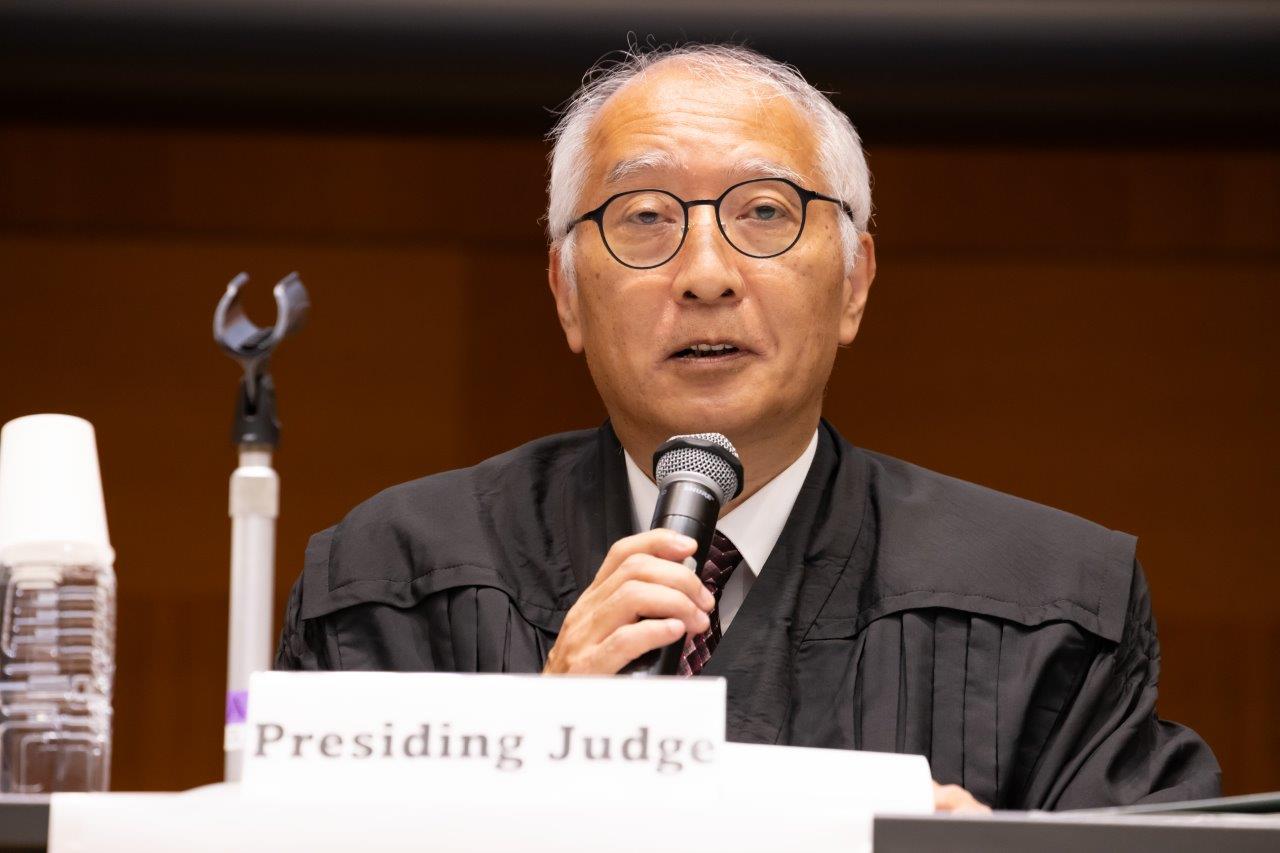 裁判長による訴訟指揮