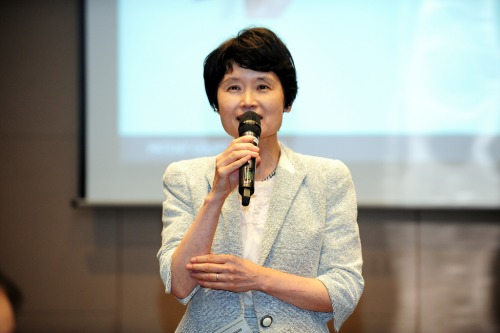 image2:Presiding Judge Makiko Takabe