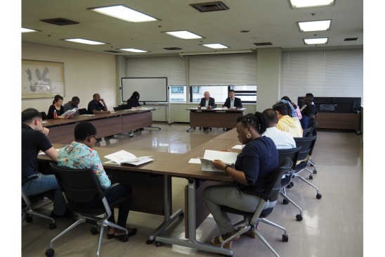 image1:International Students visiting the IP High Court