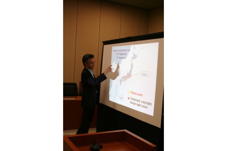 image3:Judge Nakashima explaining the outline