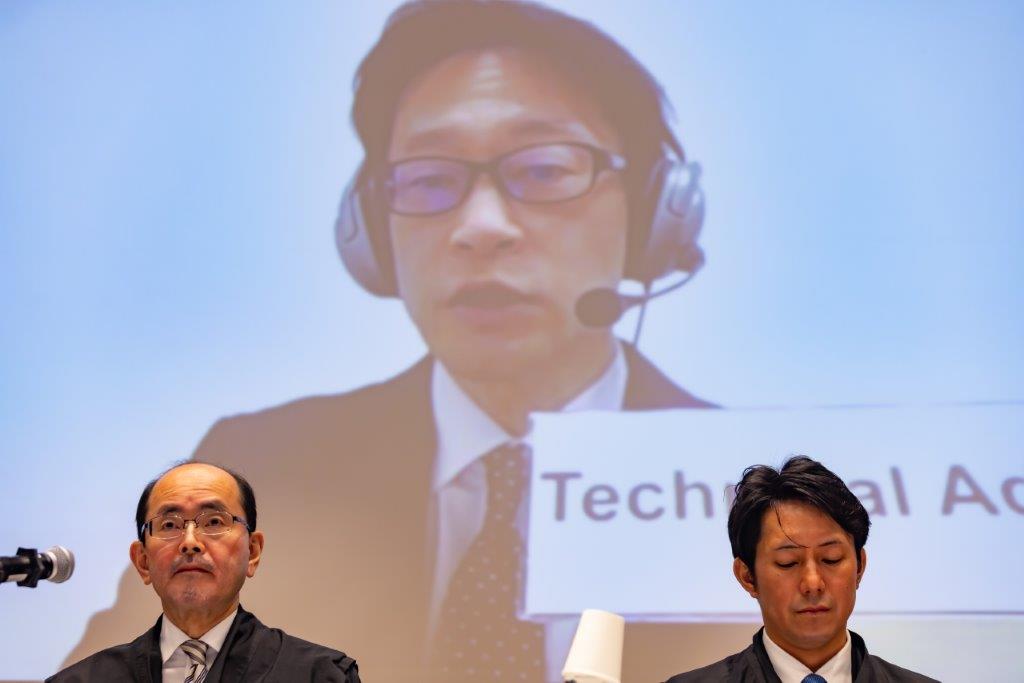 調査官による質問