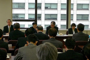 写真:講演の様子