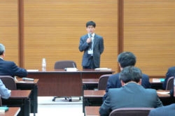写真:講演の様子その1