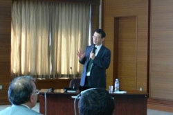 写真:講演の様子その1