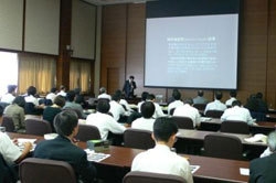 写真:講演の様子その2