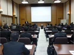 写真:講演の様子その2