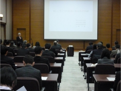 写真:講演の様子その2